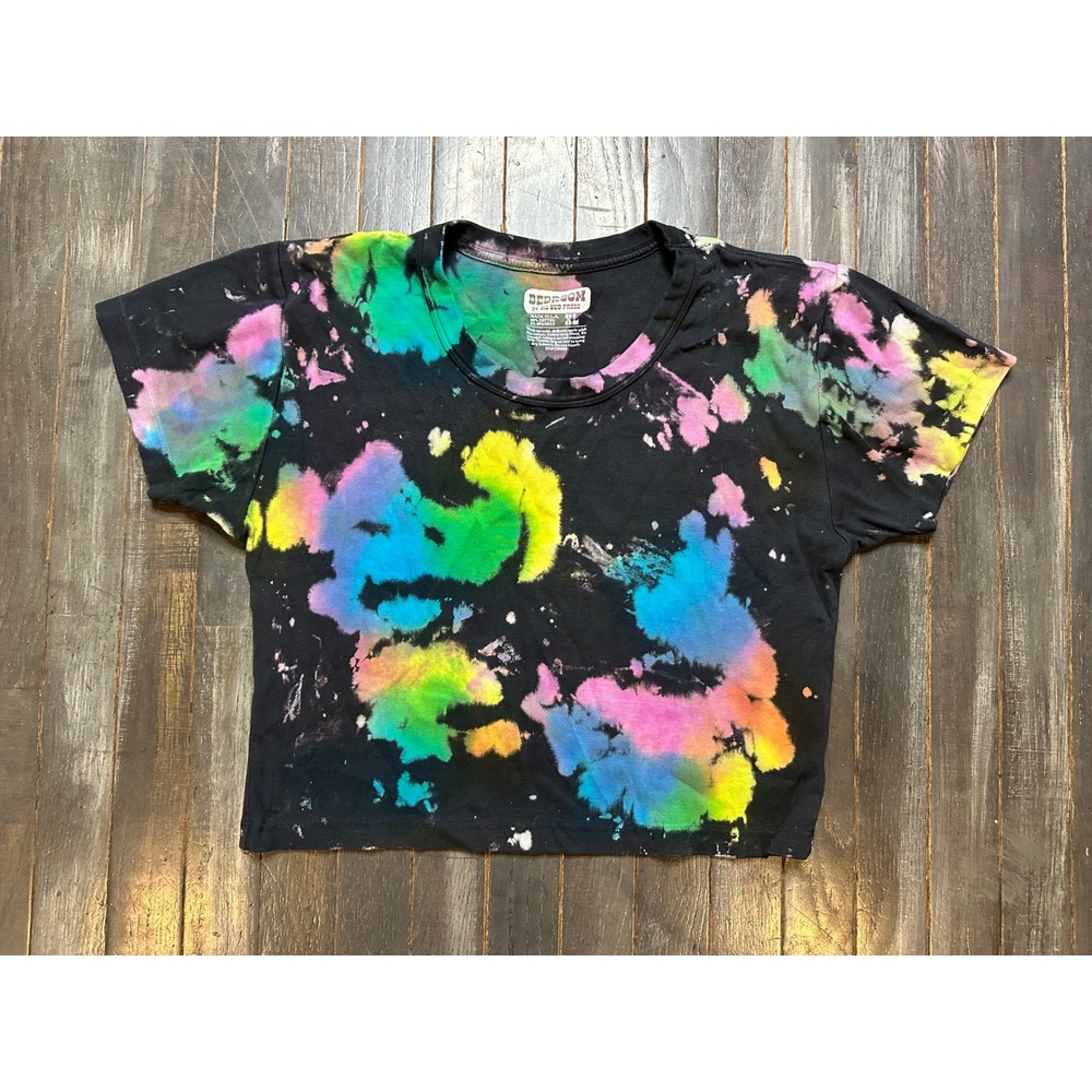 Bedroom by Big Bud Press Rainbow Tie Dye Crop Top Black Short Sleeve Tee